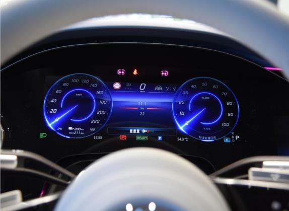 奔驰EQS 2022款 改款 450+ 先型特别版 中控类   仪表盘