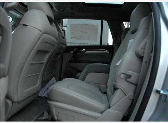 昂科雷 2009款  3.6L CXL2旗舰版 车厢座椅   后排空间