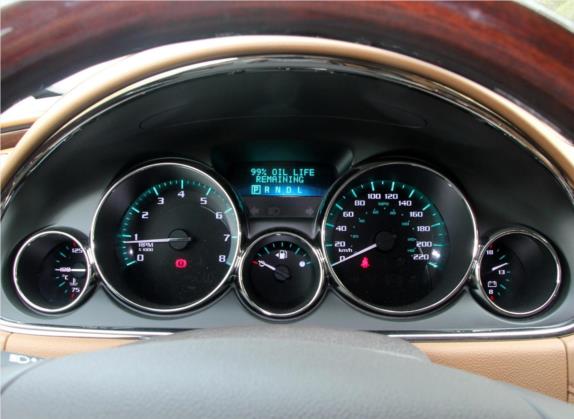 昂科雷 2014款 3.6L 两驱精英舒适型 中控类   仪表盘