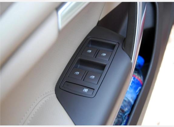 君威 2009款 2.4L 旗舰版 车厢座椅   门窗控制