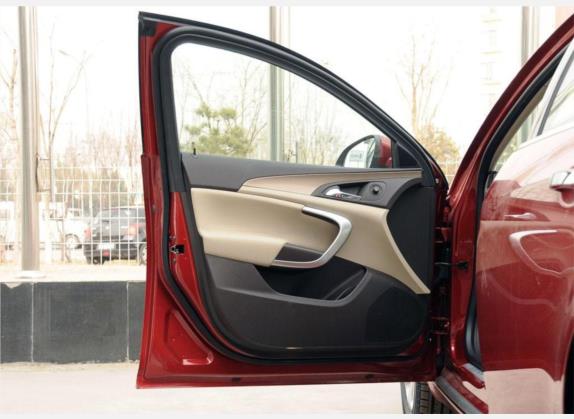 君威 2010款 2.0L 世博版 车厢座椅   前门板