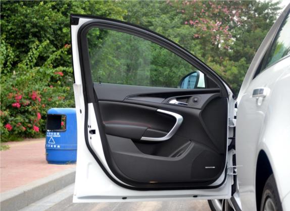 君威 2011款 GS 2.0T 超级运动版 车厢座椅   前门板
