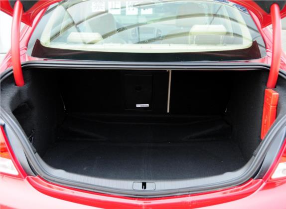 君威 2012款 2.0L 舒适版 车厢座椅   后备厢