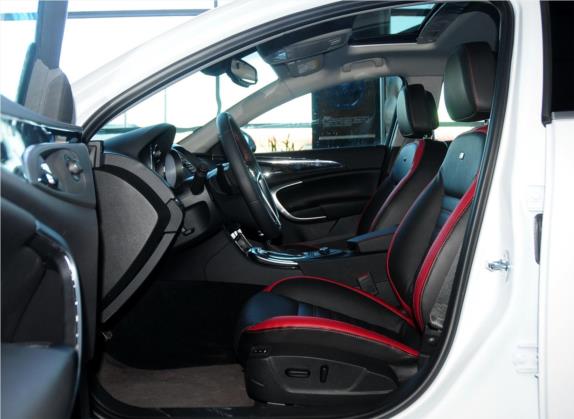 君威 2013款 GS 2.0T 纵情运动版 车厢座椅   前排空间