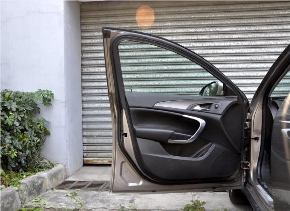 君威 2013款 1.6T 自动精英运动版 车厢座椅   前门板
