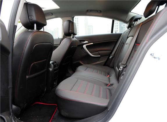 君威 2014款 GS 2.0T 纵情运动版 车厢座椅   后排空间