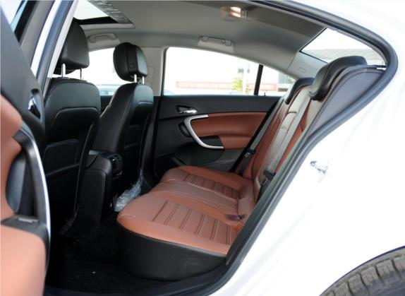 君威 2014款 GS 2.0T 豪情运动版 车厢座椅   后排空间