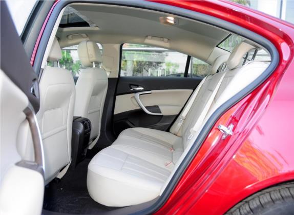 君威 2014款 2.0L 精英时尚型 车厢座椅   后排空间