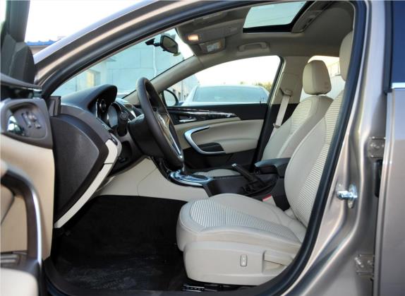 君威 2014款 2.0L 领先时尚型 车厢座椅   前排空间