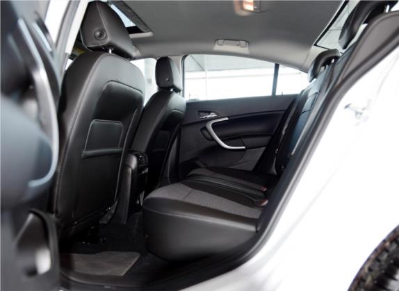 君威 2015款 1.6T 领先技术型 车厢座椅   后排空间