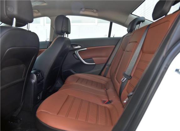君威 2015款 GS 2.0T 豪情运动版 车厢座椅   后排空间