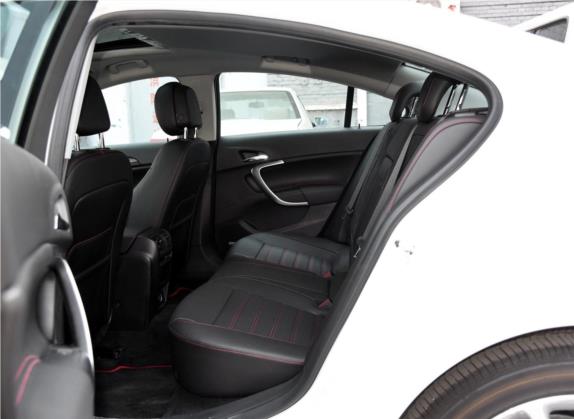 君威 2015款 GS 2.0T 纵情运动版 车厢座椅   后排空间