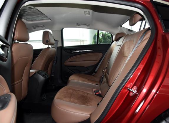 君威 2017款 20T 尊贵型 车厢座椅   后排空间