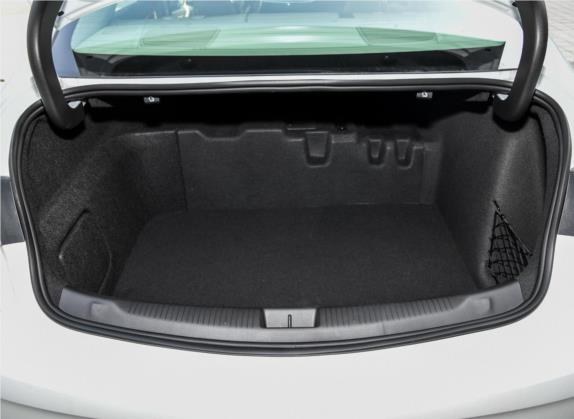 君威 2017款 30H 精英型 车厢座椅   后备厢