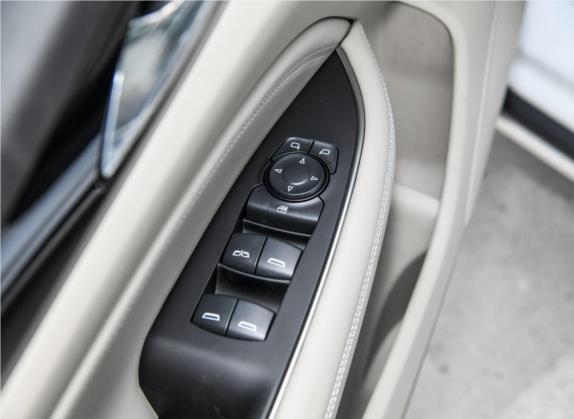 君威 2017款 30H 精英型 车厢座椅   门窗控制
