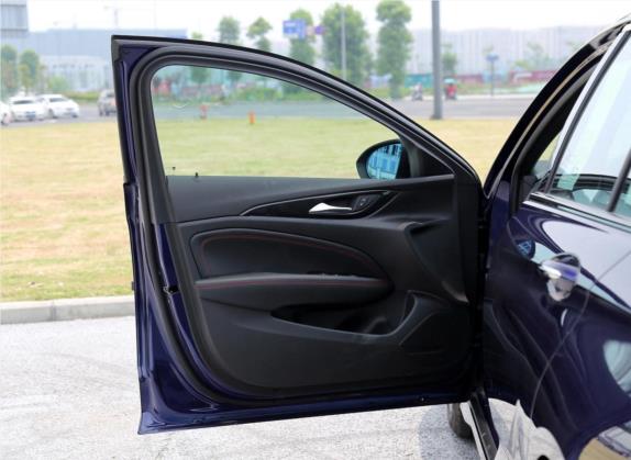 君威 2019款 GS 28T 豪华型 国V 车厢座椅   前门板