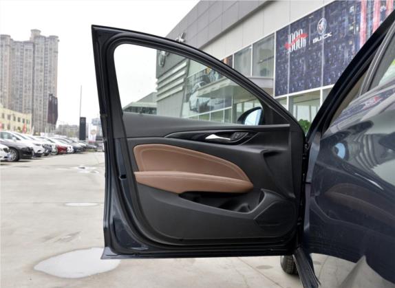 君威 2019款 20T 豪华型 国VI 车厢座椅   前门板