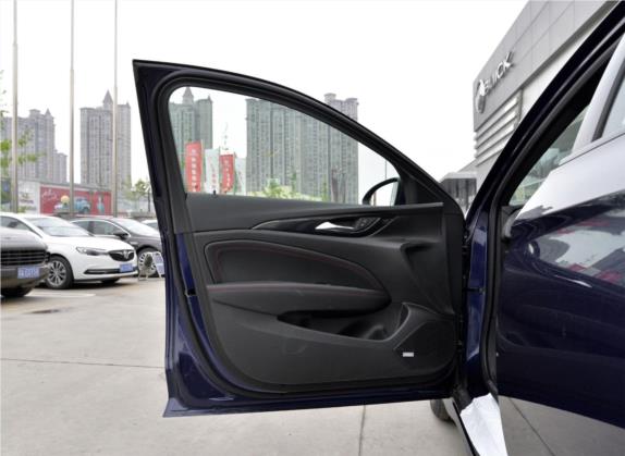君威 2019款 GS 28T 尊贵型 国VI 车厢座椅   前门板