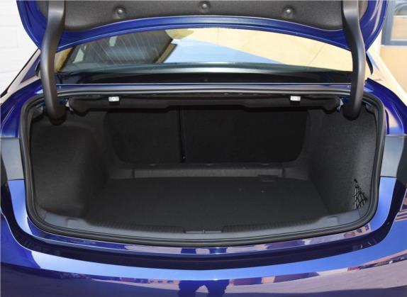 君威 2020款 GS 28T 尊贵型 车厢座椅   后备厢