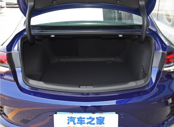 君威 2021款 GS 28T 尊贵型 车厢座椅   后备厢