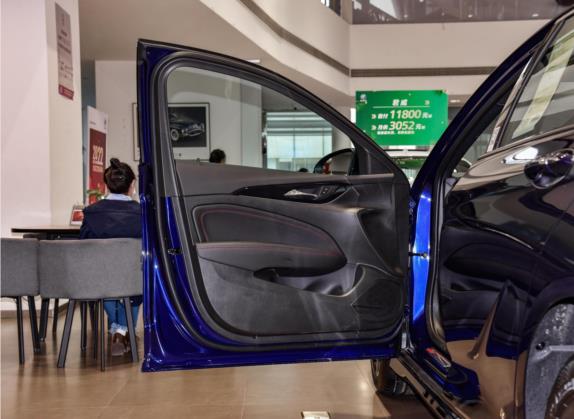 君威 2021款 改款 GS 28T 精英型 车厢座椅   前门板