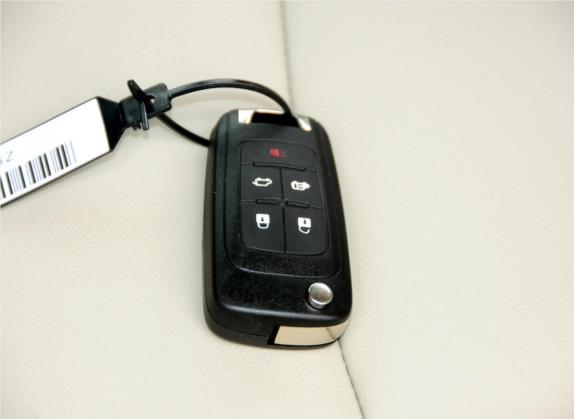 别克GL8 2011款 3.0L GT豪华商务豪雅版 其他细节类   钥匙