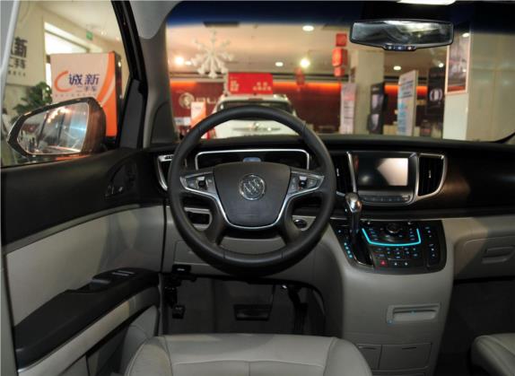 别克GL8 2013款 2.4L LT豪华商务行政版 中控类   驾驶位
