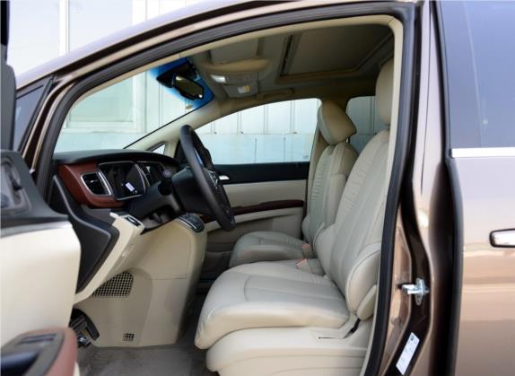 别克GL8 2014款 3.0L XT豪华商务旗舰版 车厢座椅   前排空间