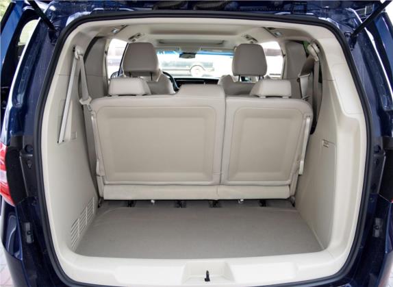 别克GL8 2015款 2.4L 豪华商务尊享版 车厢座椅   后备厢