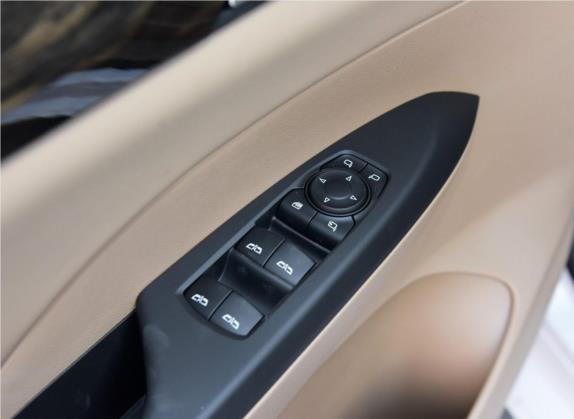 别克GL8 2017款 ES 28T 豪华型 国V 车厢座椅   门窗控制