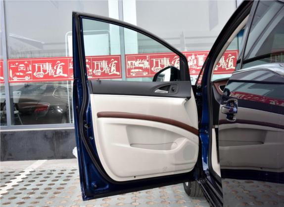 别克GL8 2017款 25S 舒适型 国V 车厢座椅   前门板