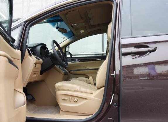 别克GL8 2018款 ES 28T 尊享型 国VI 车厢座椅   前排空间