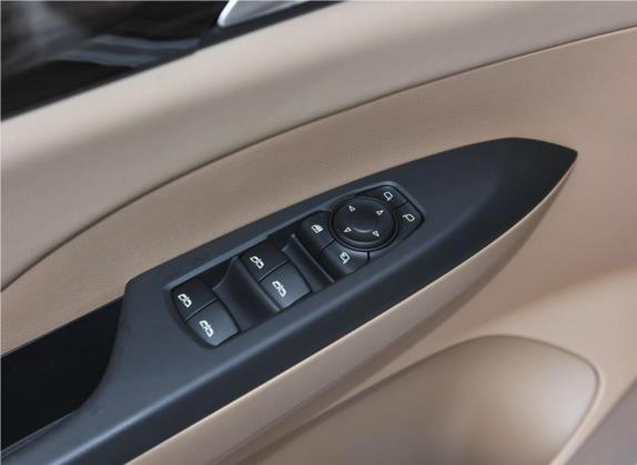别克GL8 2018款 ES 28T 豪华型 国VI 车厢座椅   门窗控制