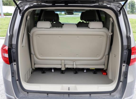 别克GL8 2018款 28T 舒适型 国VI 车厢座椅   后备厢