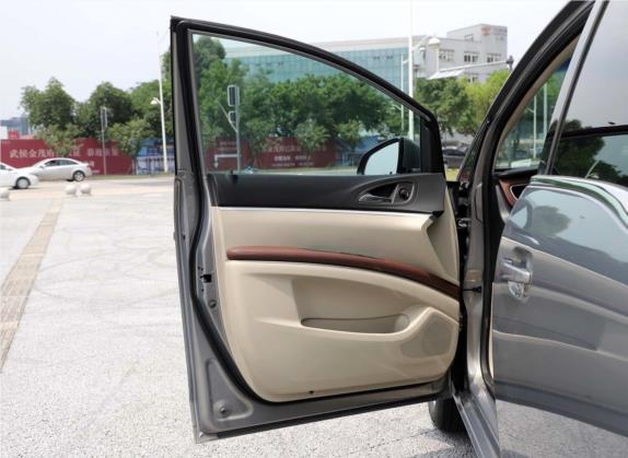 别克GL8 2018款 28T 舒适型 国VI 车厢座椅   前门板