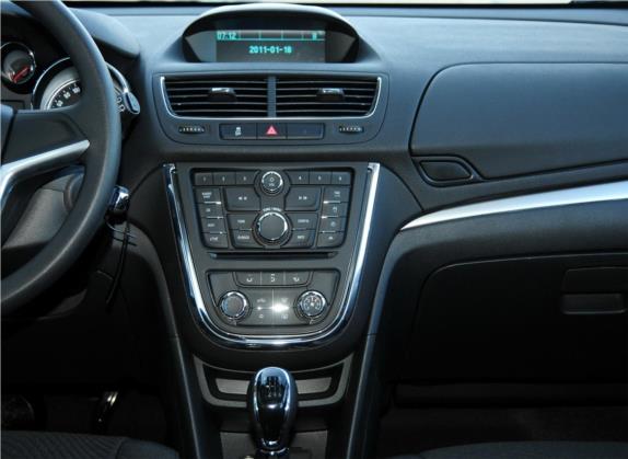 昂科拉 2014款 1.4T 手动两驱都市进取型 中控类   中控台