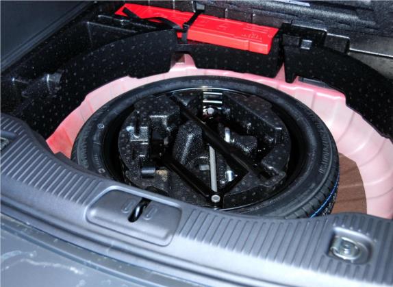 昂科拉 2014款 1.4T 手动两驱都市进取型 其他细节类   备胎