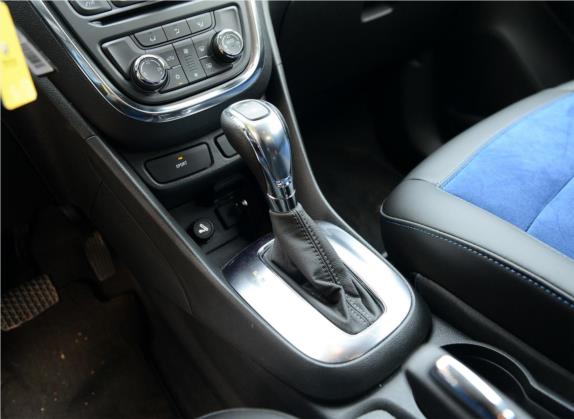 昂科拉 2015款 1.4T 自动两驱都市领先型 中控类   挡把
