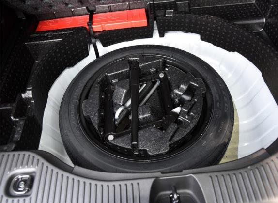 昂科拉 2016款 18T 手动两驱都市进取型 其他细节类   备胎