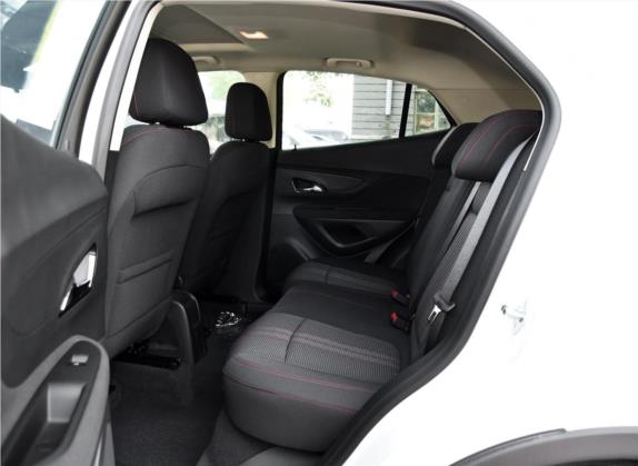 昂科拉 2016款 18T 手动两驱都市进取型 车厢座椅   后排空间
