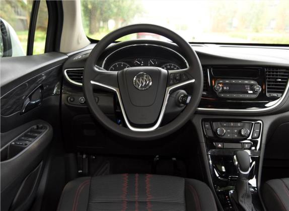 昂科拉 2016款 18T 自动两驱都市领先型 中控类   驾驶位