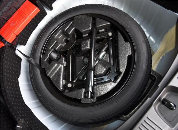 昂科拉 2016款 18T 自动两驱都市领先型 其他细节类   备胎