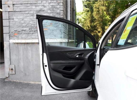 昂科拉 2016款 18T 自动两驱都市时尚型 车厢座椅   前门板