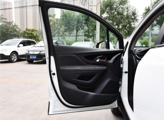 昂科拉 2016款 18T 自动两驱都市精英型 车厢座椅   前门板