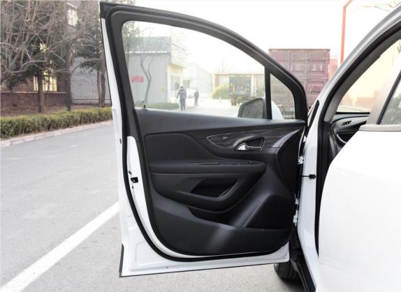 昂科拉 2017款 18T 自动两驱都市领先型 车厢座椅   前门板
