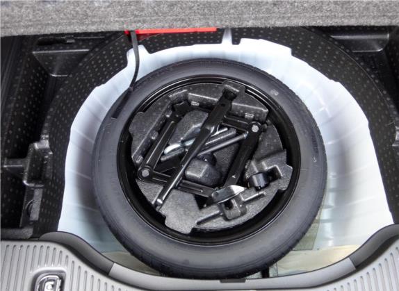 昂科拉 2017款 18T 自动两驱都市精英型 其他细节类   备胎