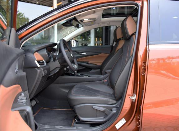 昂科拉 2020款 20T CVT豪华型 车厢座椅   前排空间