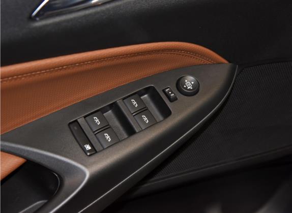 昂科拉 2021款 332T CVT豪华型 车厢座椅   门窗控制