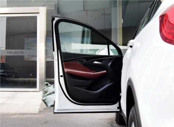 昂科威 2016款 20T 四驱豪华型 车厢座椅   前门板
