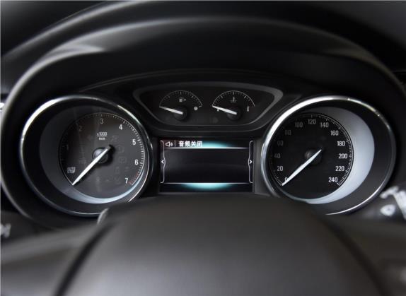 昂科威 2017款 28T 四驱领先型 中控类   仪表盘